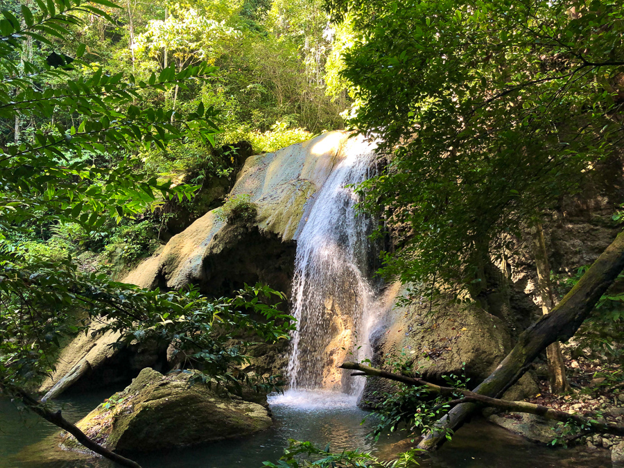 lower batanta waterfall