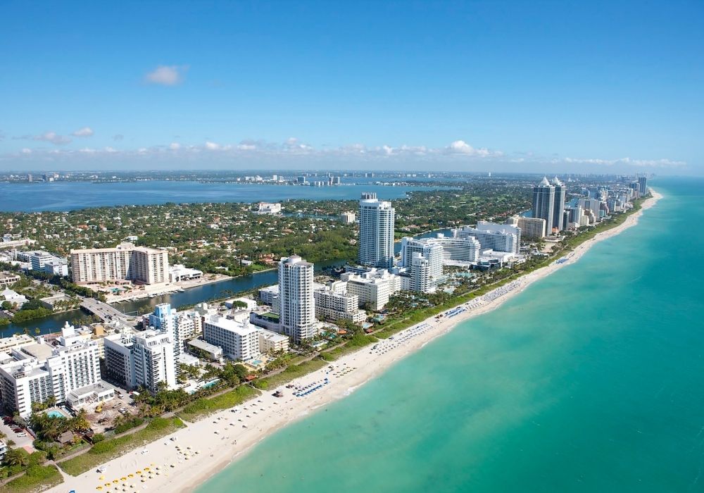 places to visit in january miami