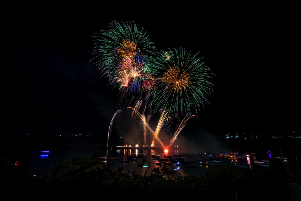 new year's eve fireworks mexico