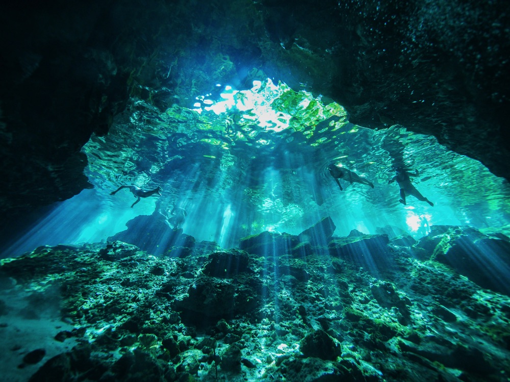 cenote diving in mexico