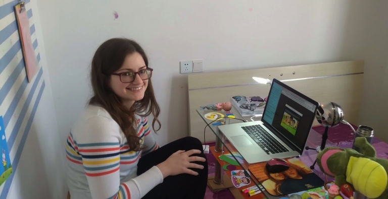 GoGoKid Review: Earn $25/Hour Online As An English Teacher