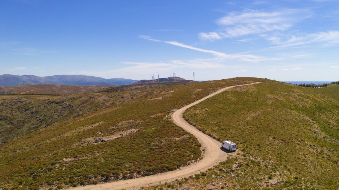 van travel portugal