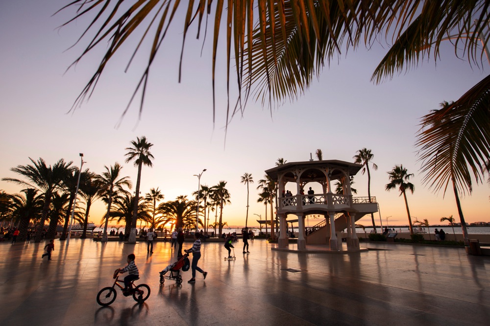 industry and tourism in la paz mexico