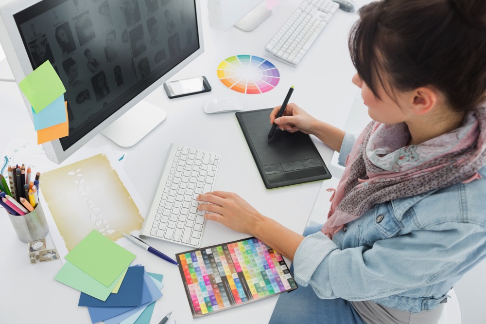 how to become a graphic designer