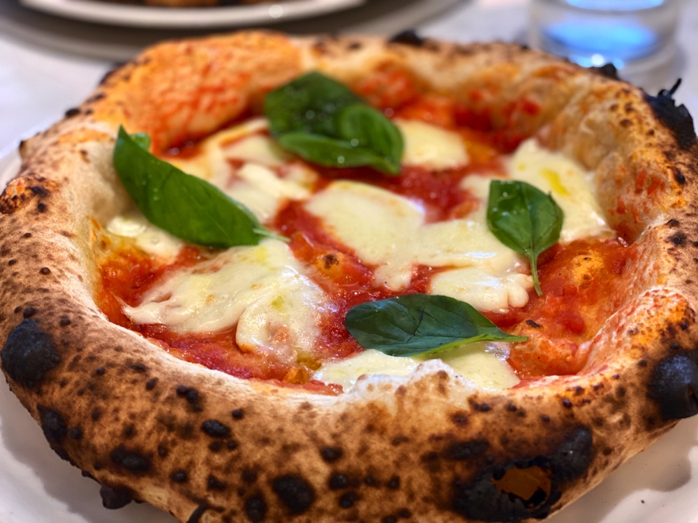 margharita pizza in rome