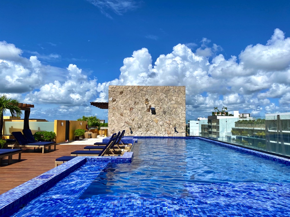 rooftop pool living in playa del carmen