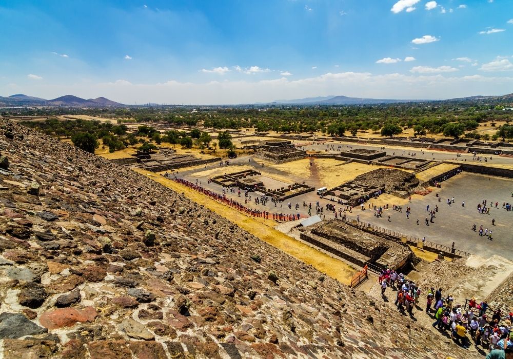 best time to visit in the teotihuacan