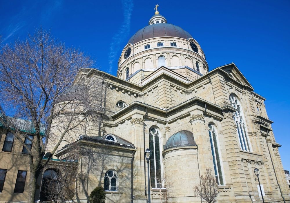 visit the Basilica of St. Josaphat