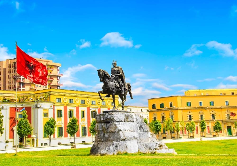 best things to do in Tirana