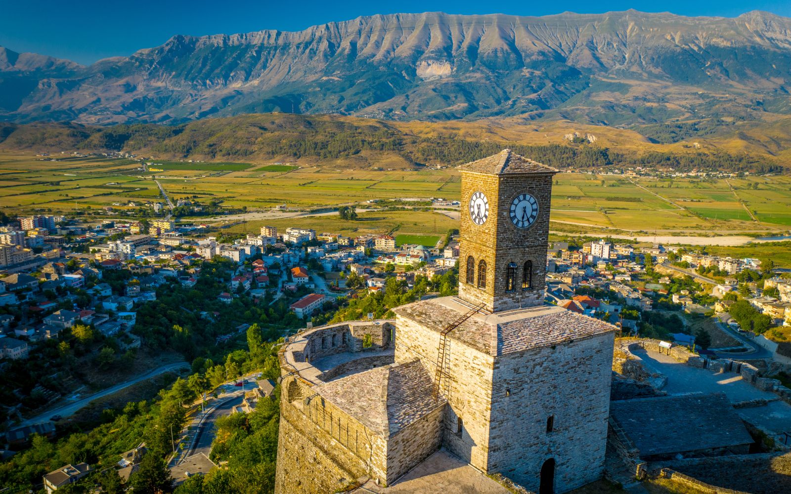 Digital Nomad Guide to Living in Albania