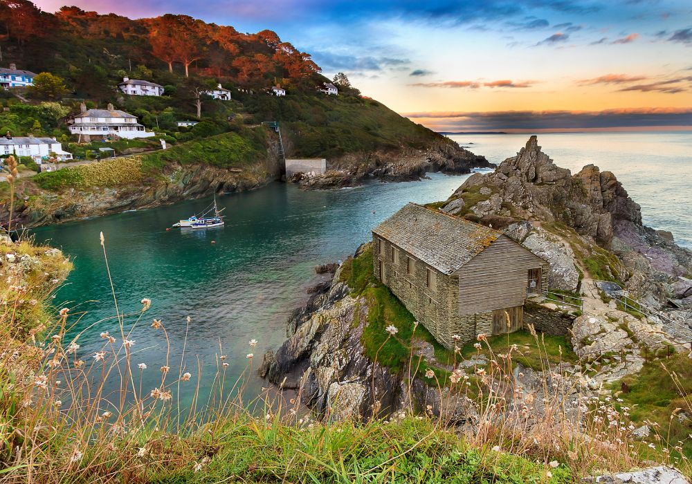 The beautiful coastal view of Polperro, Cornwall.