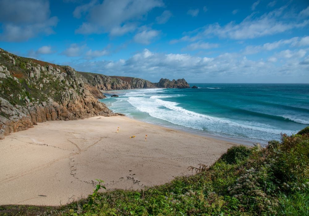 Best Time to Visit Cornwall (Weather and Costs)