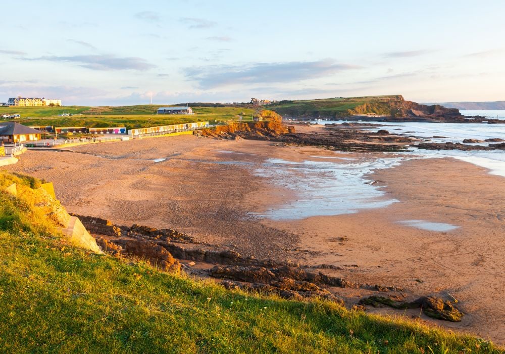 where to stay in Bude crooklets beach