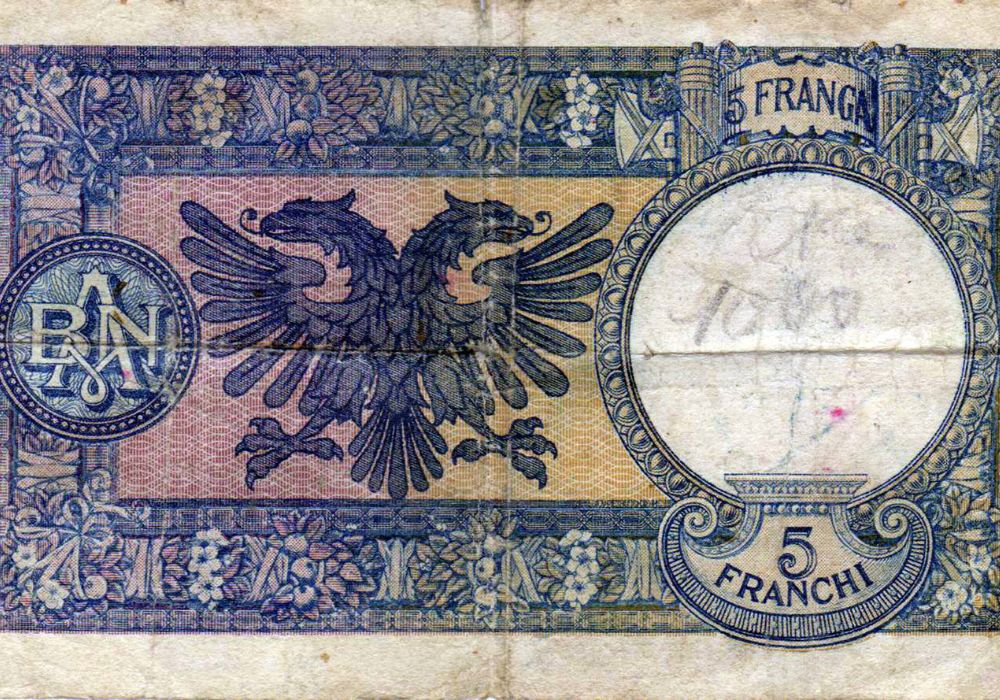 A picture of the old Albanian "Franchi" bill.