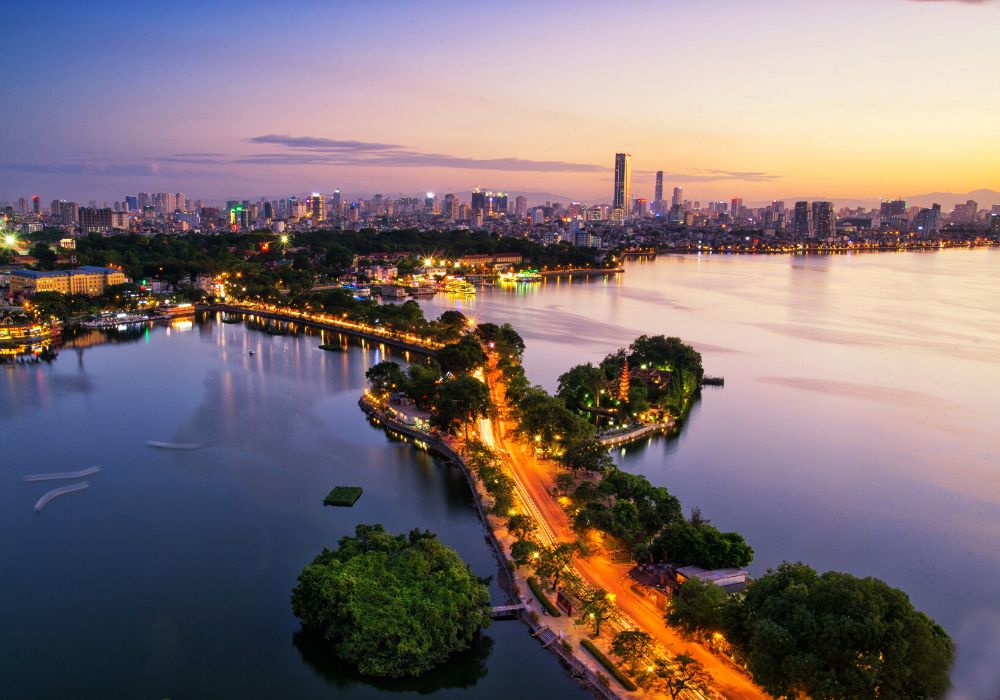 The beautiful Hanoi at night.