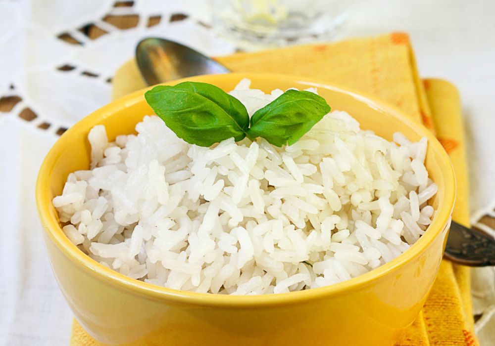 Coconut rice on a yellow bowl