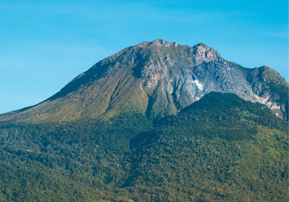The incredible Mount Apo landscape.