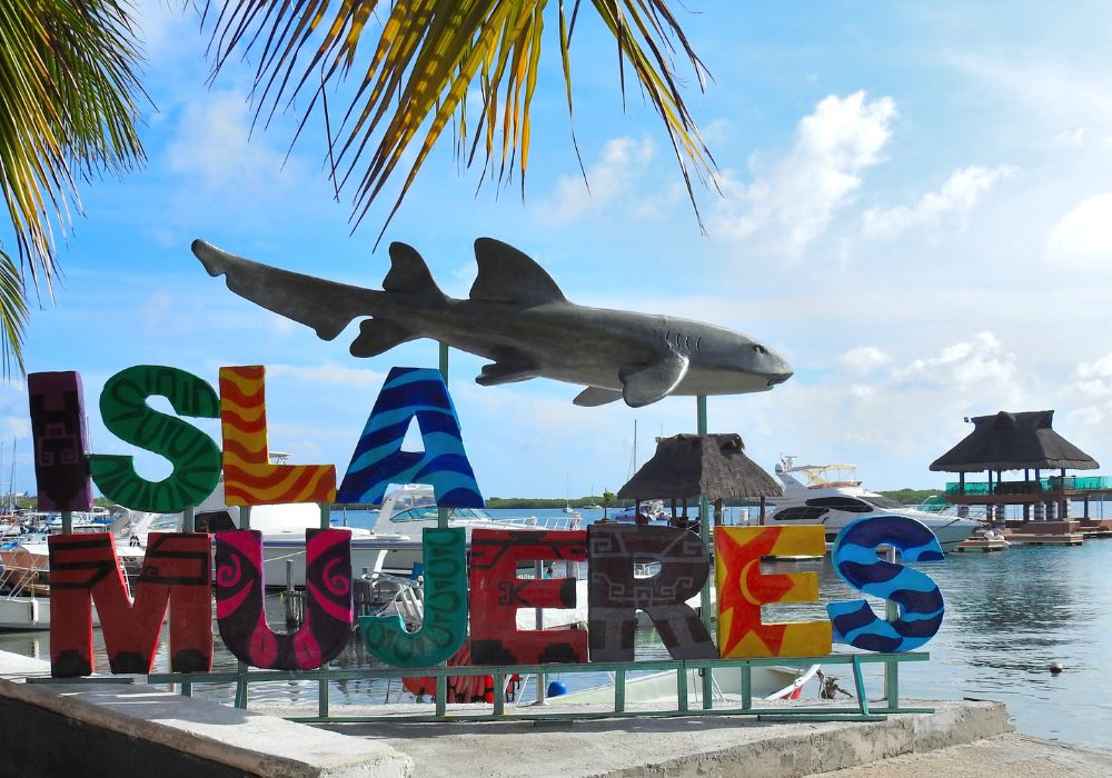 isla jujeres colourful sign 