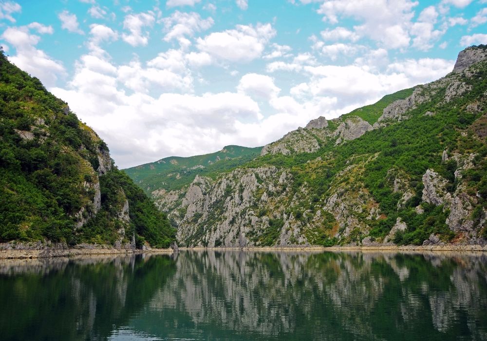 The stunning Komani Lake in Shkoder