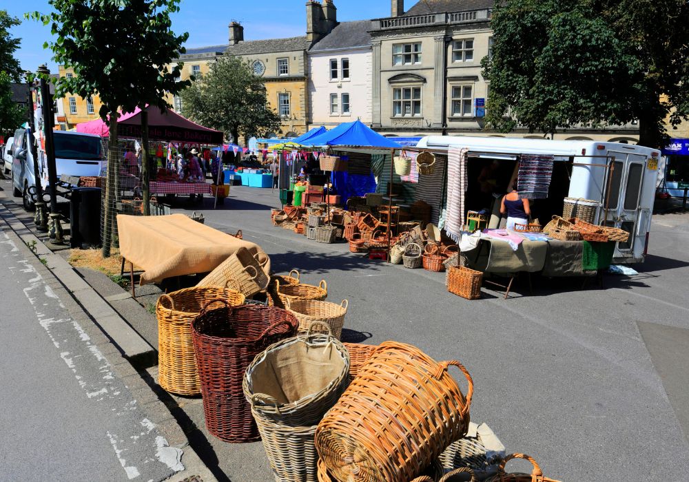 Street scene at Chipping Norton in Cotswolds