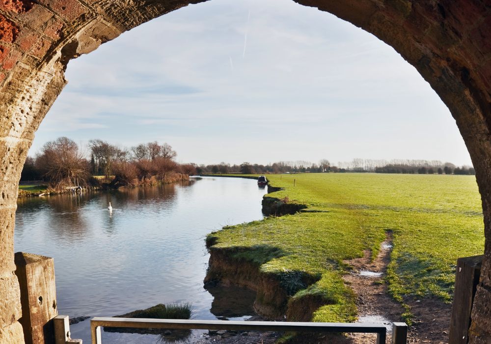 The Thames Path at Halfpenny bridge in Lechlade, England