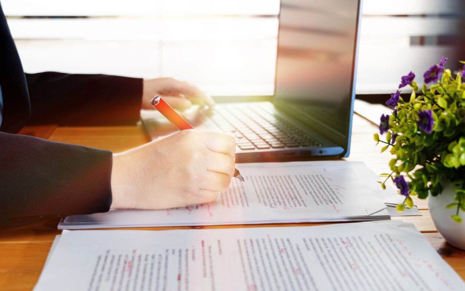 10 Best Proofreading Jobs Online in 2023 (Earn $45/hour)