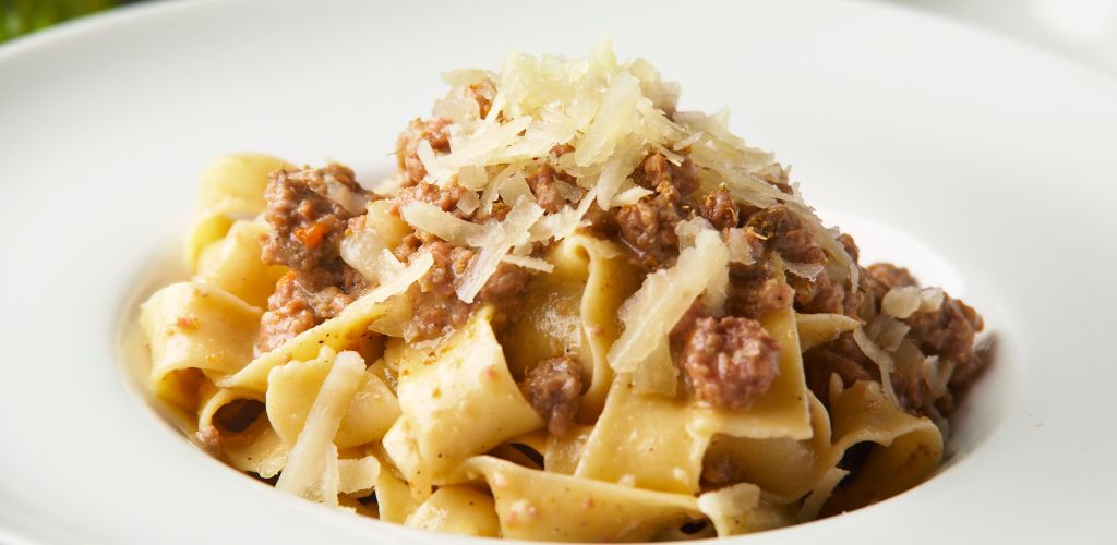 Pappardelle pasta with braised pork and fennel ragout