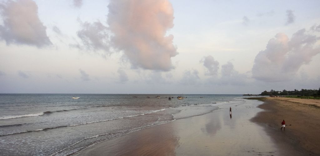 malindi beach golden sands