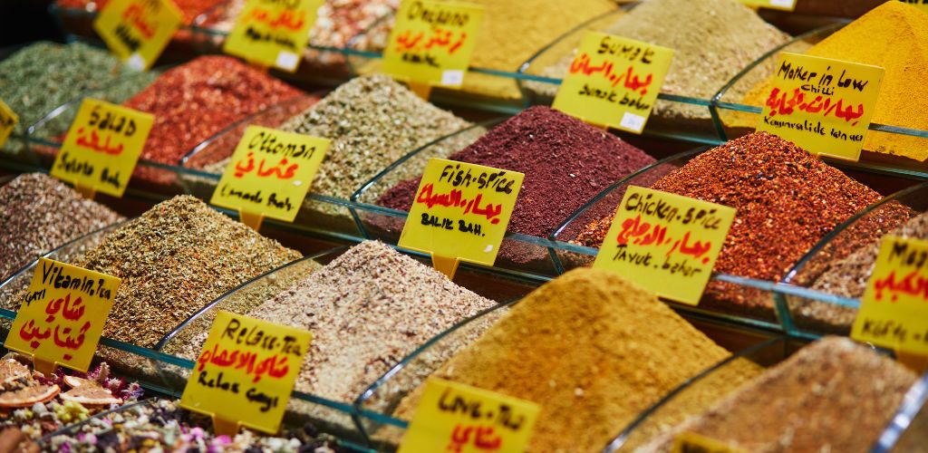 bazaars spices turkey