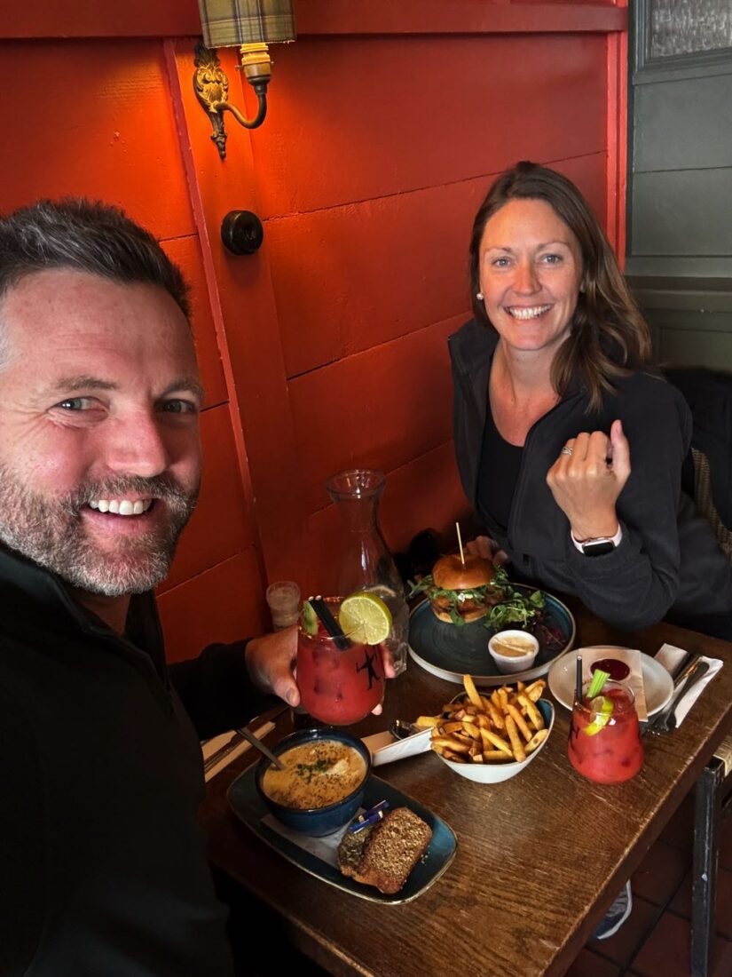 lunch time at a pub in ireland