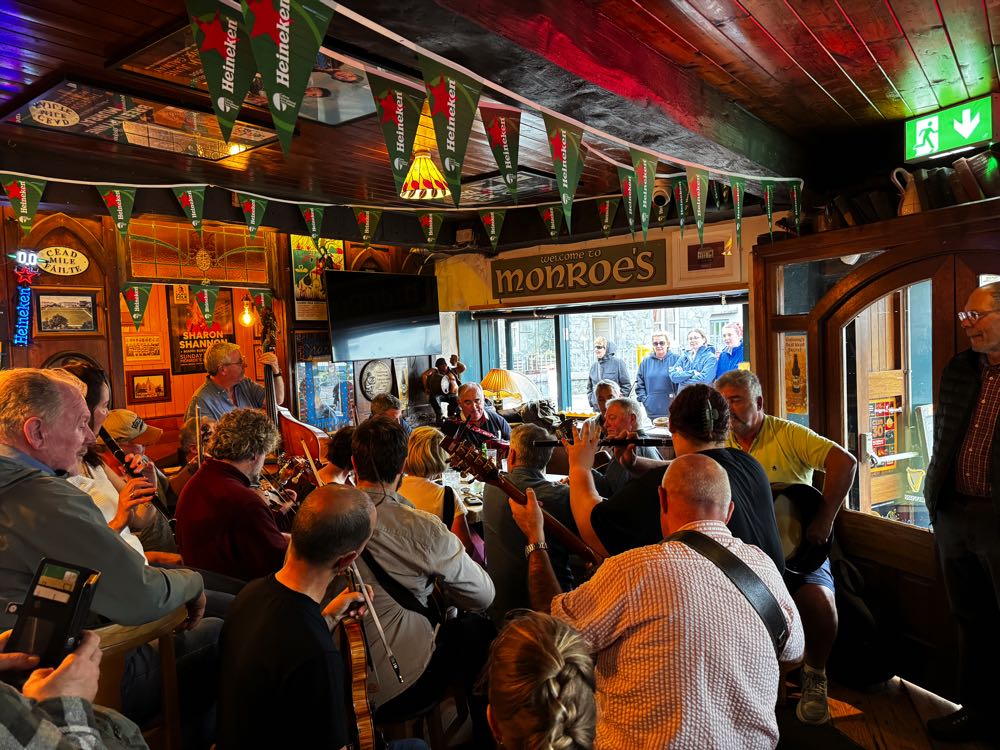 10 Day Campervan Trip in Ireland (Our Itinerary & Experience) music in ireland.HEIC